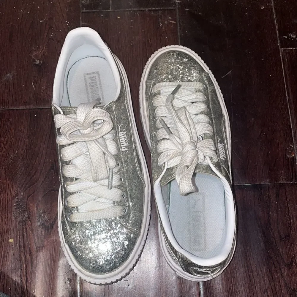 Puma silver sparkle sneaker women’s 7 - Picture 5 of 6